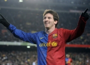 开云棋牌-南美铁壁锁死非洲雄狮，北欧神锋登基关键先生—足球战术与个人英雄主义的双重奏