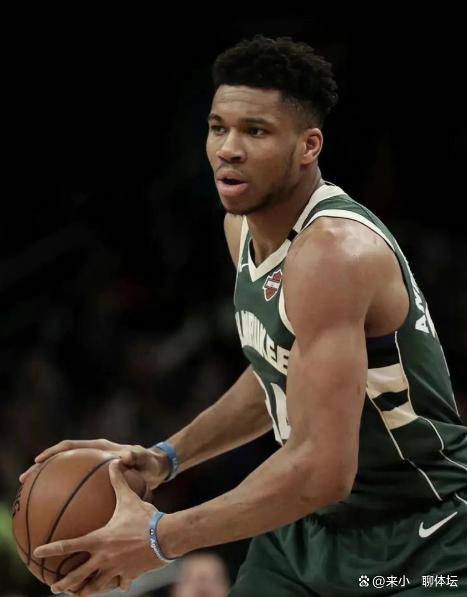 关于雄鹿核心球员状态火热,全力拼搏的信息 关于雄鹿核心球员状态火热,全力拼搏的信息