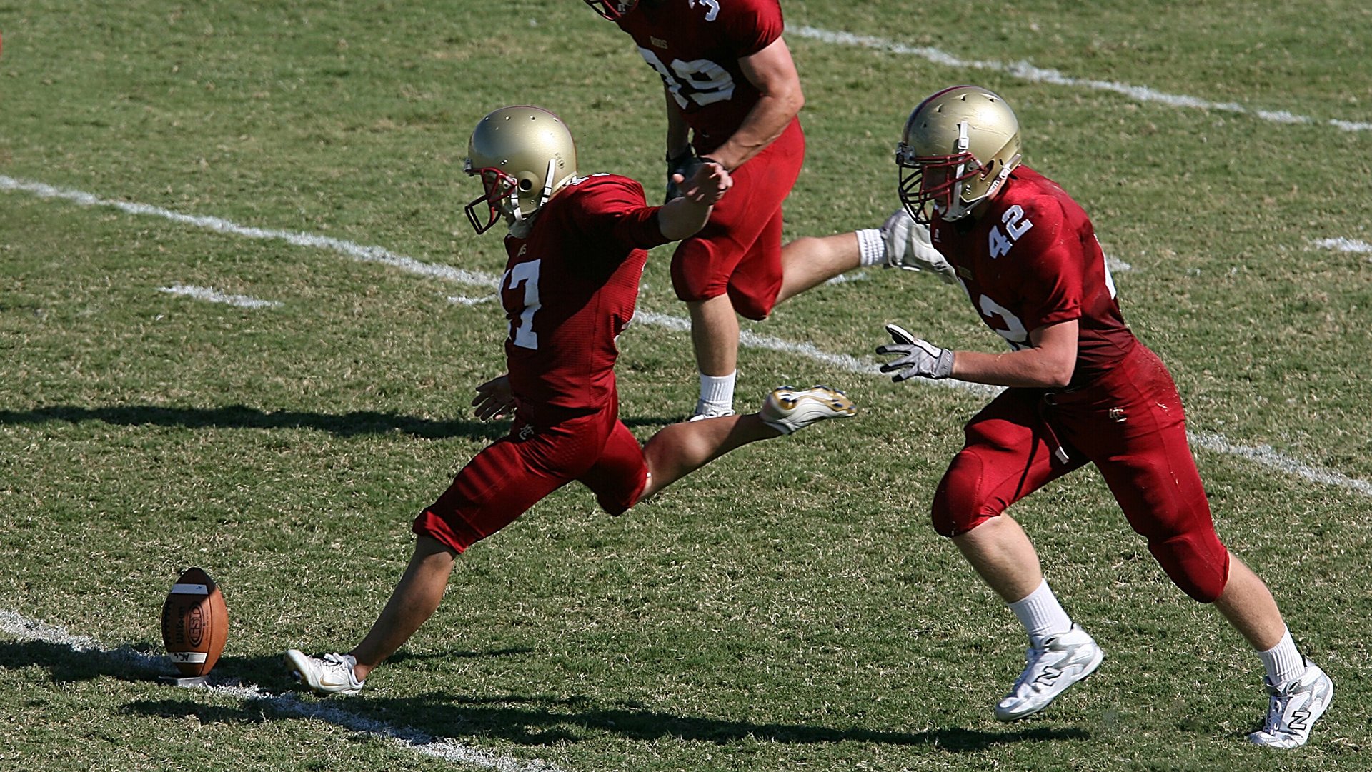 紫金战术的胜利，福克斯关键一击，湖人如何压制绿衫军